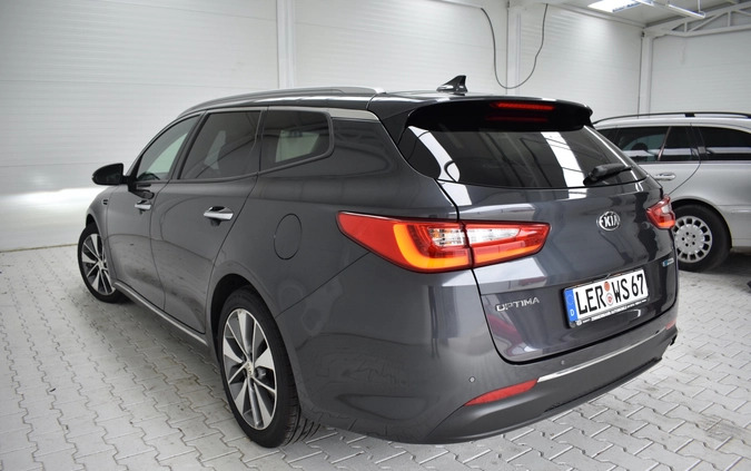 Kia Optima cena 63900 przebieg: 115000, rok produkcji 2016 z Poznań małe 781